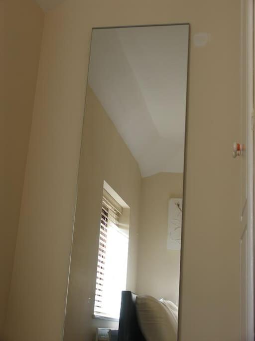 Must See, Quality 1 Bed, Romford, 20 Mins C.London Luaran gambar